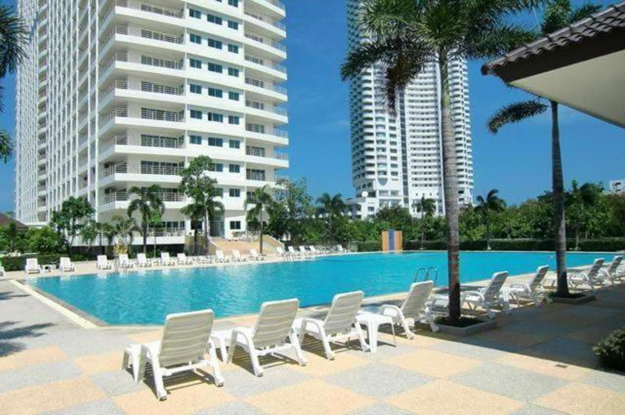 View Talay 6 Apartment Pattaya Luaran gambar