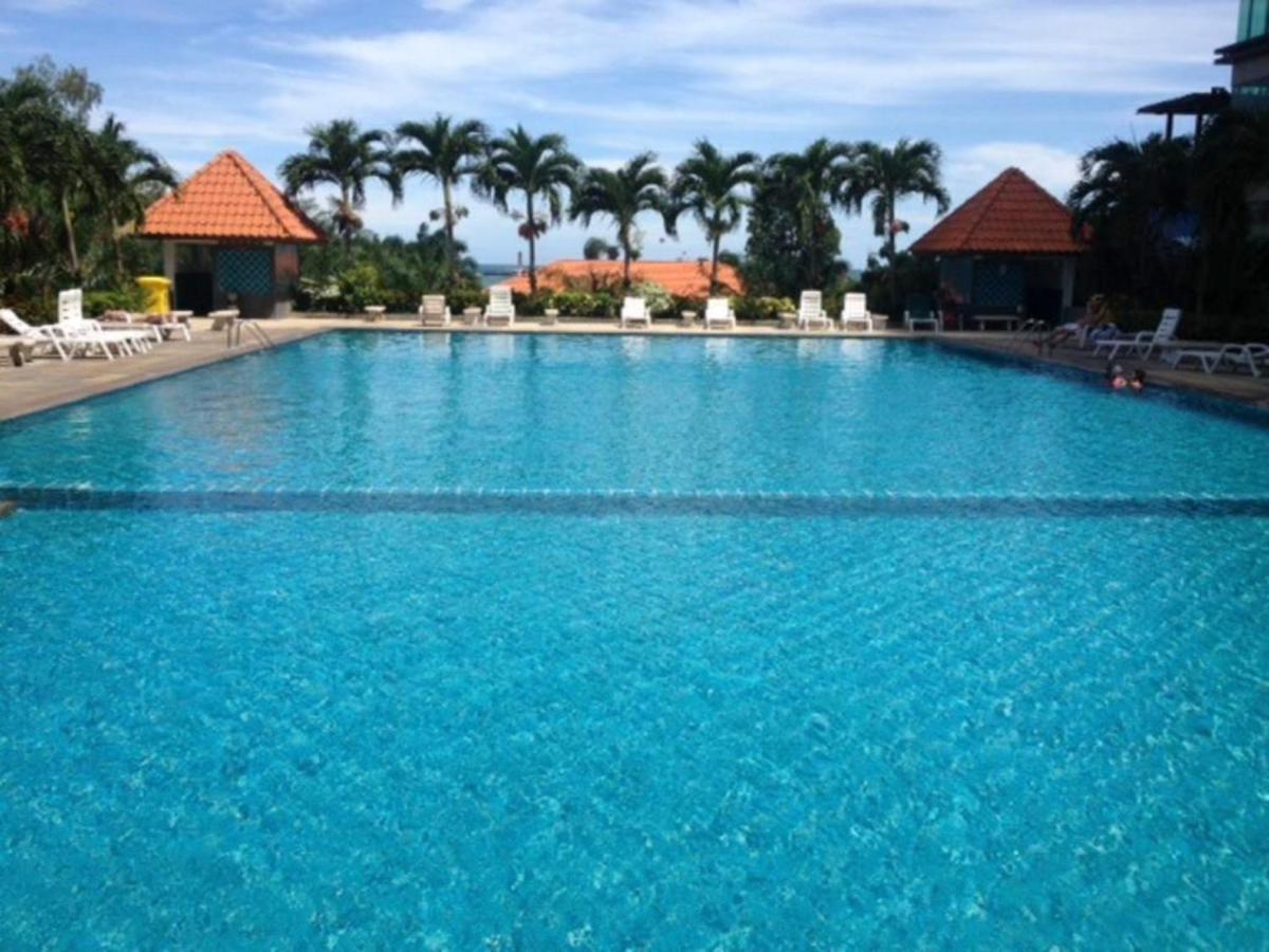 View Talay 6 Apartment Pattaya Luaran gambar
